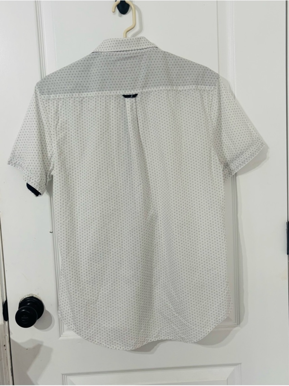 7 Diamonds White Short-Sleeve Button-Down Shirt with Micro Dot Print - Picture 4 of 9